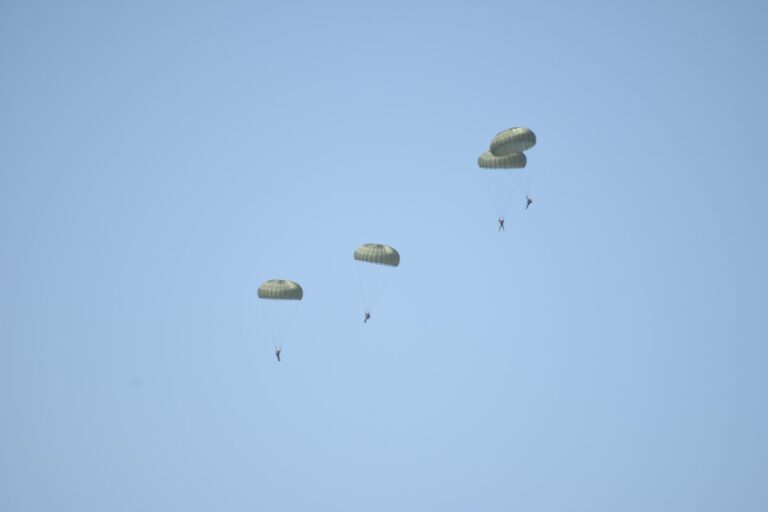 dsc 8420 9136dsc 8420d7200